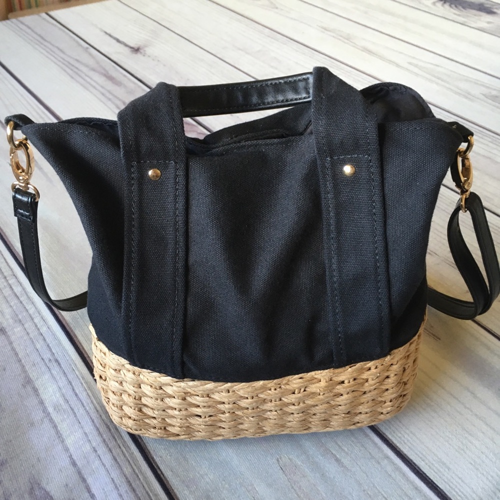 ★SOLD★Basket Bag - Picture 1 of 9